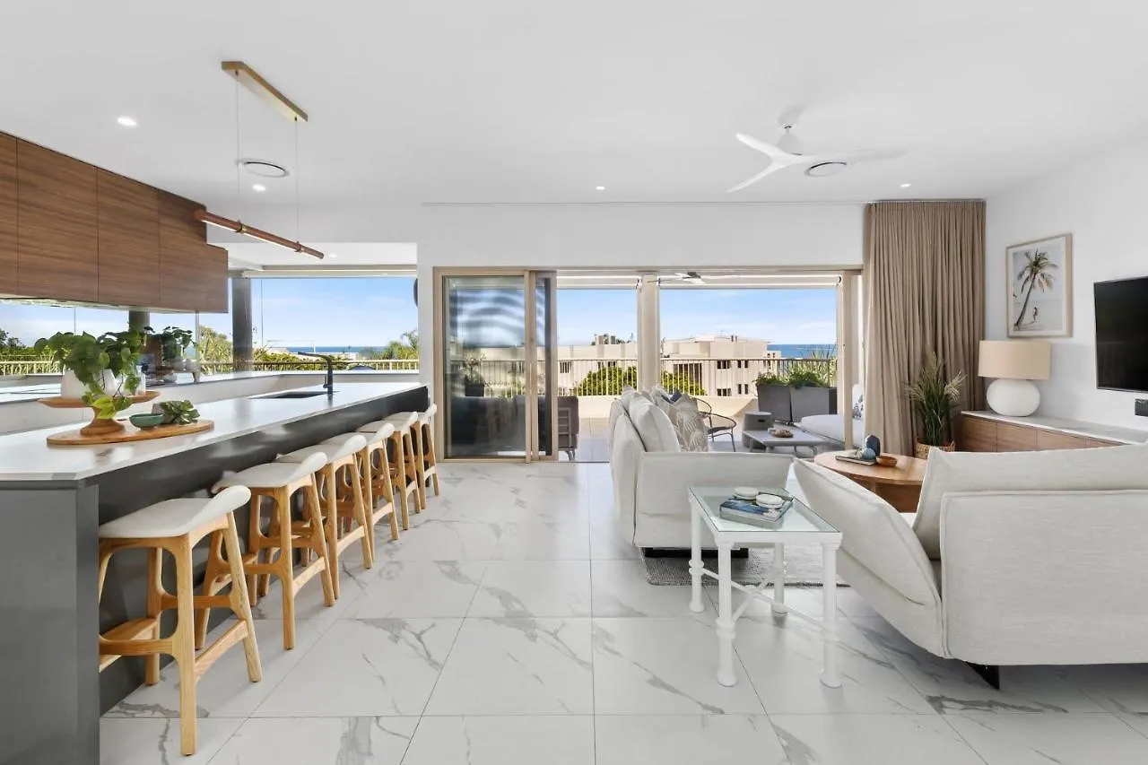 Unit 8 Nereus Stunning And Sophisticated 3 Bedroom Apartment With View Sunshine Beach