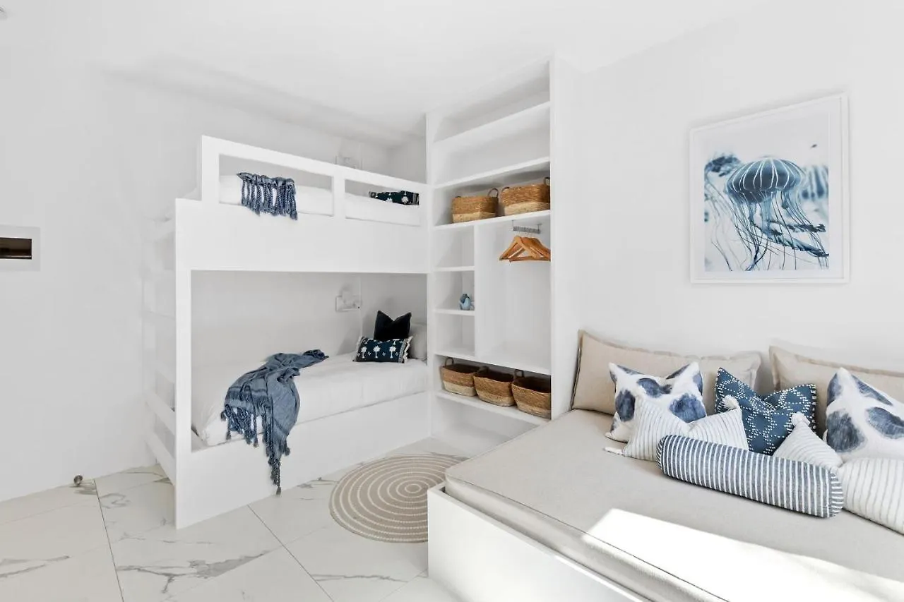 Unit 8 Nereus Stunning And Sophisticated 3 Bedroom Apartment With View Sunshine Beach