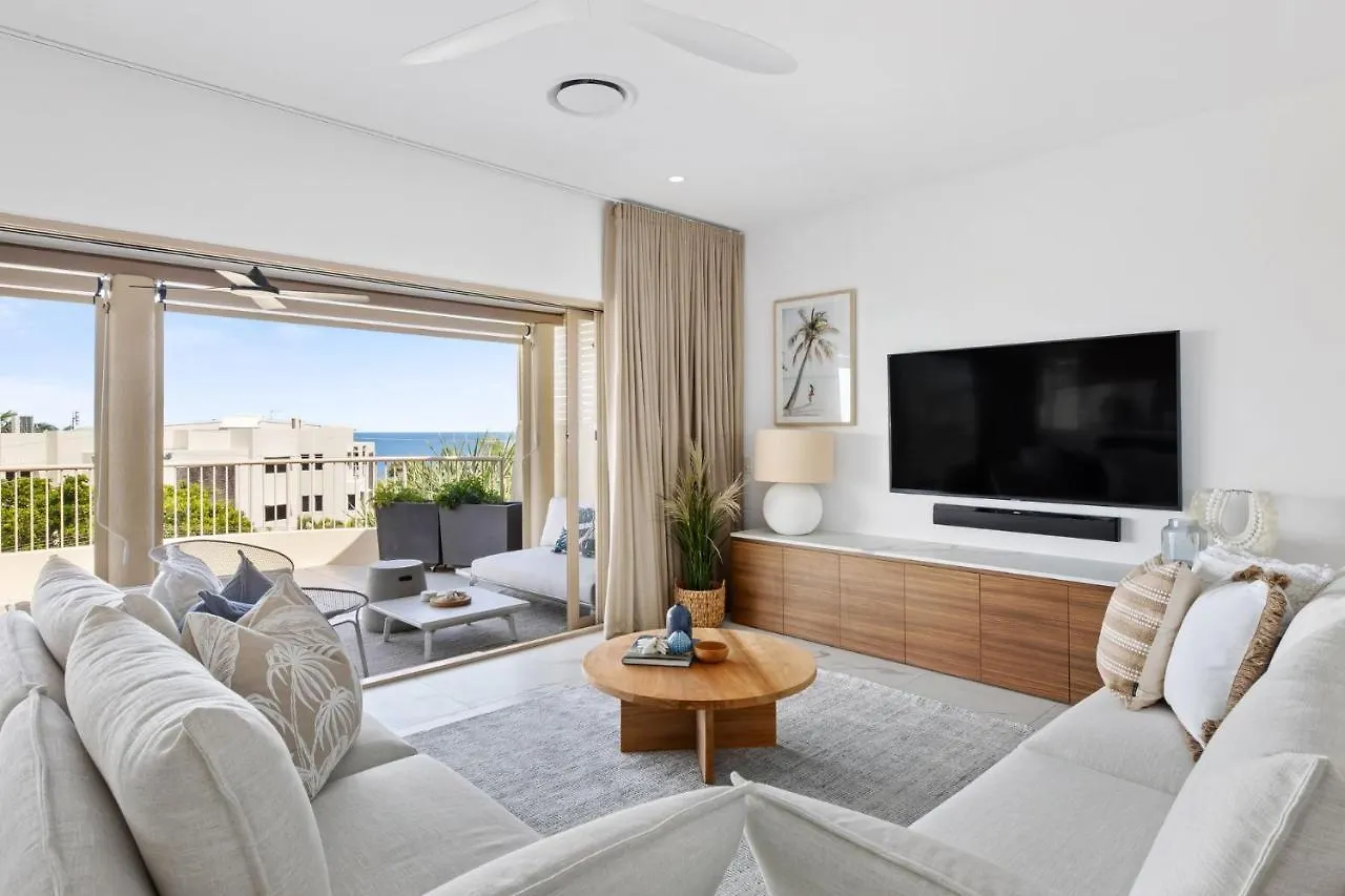 Unit 8 Nereus Stunning And Sophisticated 3 Bedroom Apartment With View Sunshine Beach