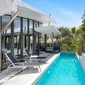 Luxury & Breathtaking Views For Families Sunshine Beach